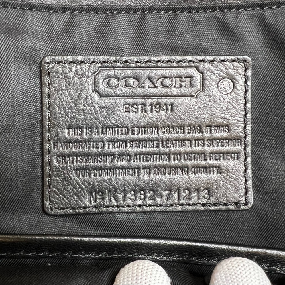 Limited Edition Coach Bleecker in Bar Stripe (Navy/Black) Leather F71213 - Picture 10 of 11
